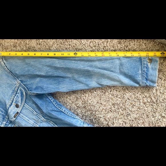 LEE Custom Embroidered Bowie Jean Jacket - Picture 8 of 8